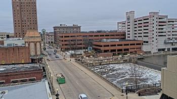Weather camera view of City of Aurora IL.