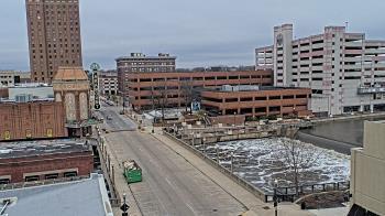 Weather camera view of City of Aurora IL.