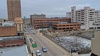 Weather camera view of City of Aurora IL.
