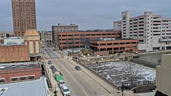 Weather camera view of City of Aurora IL.