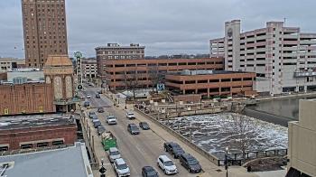 Weather camera view of City of Aurora IL.