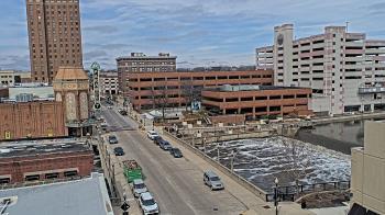 Weather camera view of City of Aurora IL.