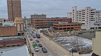 Weather camera view of City of Aurora IL.