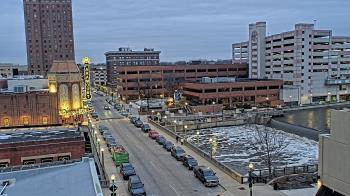 Weather camera view of City of Aurora IL.