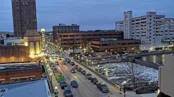 Weather camera view of City of Aurora IL.