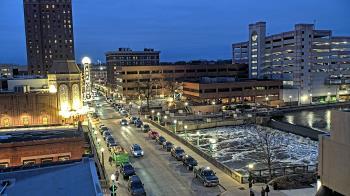 Weather camera view of City of Aurora IL.