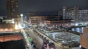 Weather camera view of City of Aurora IL.