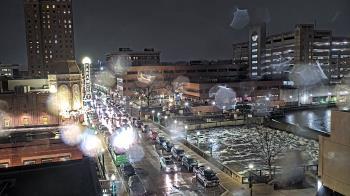 Weather camera view of City of Aurora IL.