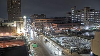 Weather camera view of City of Aurora IL.