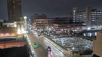Weather camera view of City of Aurora IL.