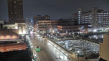 Weather camera view of City of Aurora IL.