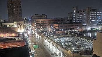Weather camera view of City of Aurora IL.