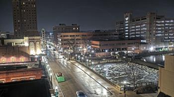 Weather camera view of City of Aurora IL.