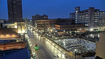 Weather camera view of City of Aurora IL.