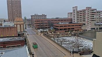Weather camera view of City of Aurora IL.