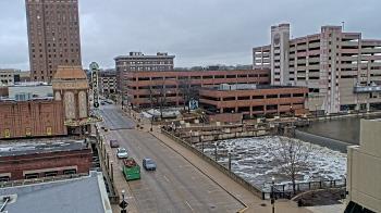 Weather camera view of City of Aurora IL.