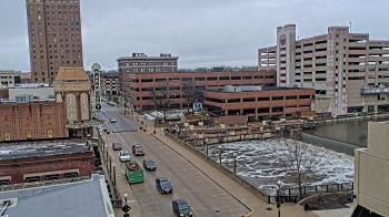 Weather camera view of City of Aurora IL.