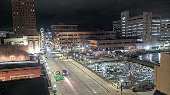 Weather camera view of City of Aurora IL.
