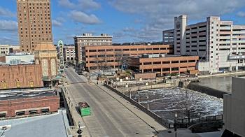 Weather camera view of City of Aurora IL.