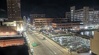 Weather camera view of City of Aurora IL.