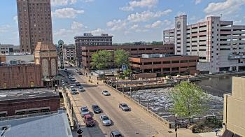 Weather camera view of City of Aurora IL.
