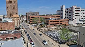Weather camera view of City of Aurora IL.