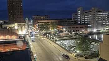 Weather camera view of City of Aurora IL.