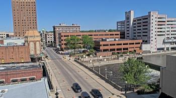 Weather camera view of City of Aurora IL.