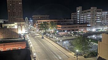 Weather camera view of City of Aurora IL.