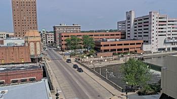 Weather camera view of City of Aurora IL.