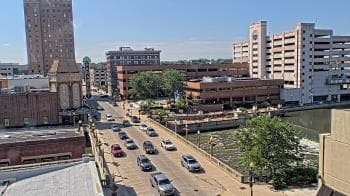 Weather camera view of City of Aurora IL.
