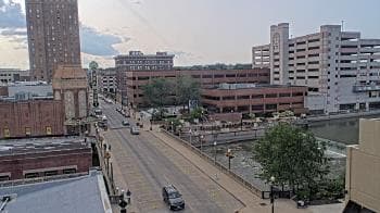 Weather camera view of City of Aurora IL.