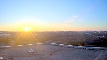 Weather camera view of EarthNetworks Headquarters.