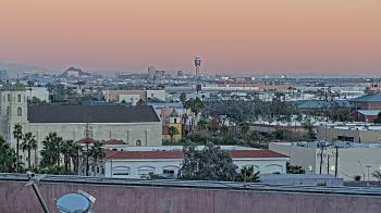 Weather camera view of Arizona Science Center.