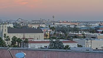 Weather camera view of Arizona Science Center.