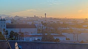 Weather camera view of Arizona Science Center.
