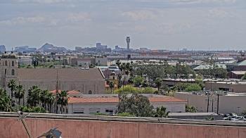 Weather camera view of Arizona Science Center.