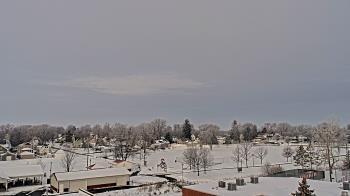 Weather camera view of Beecher ES.