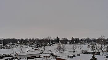 Weather camera view of Beecher ES.