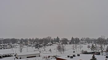 Weather camera view of Beecher ES.