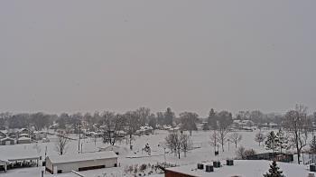 Weather camera view of Beecher ES.