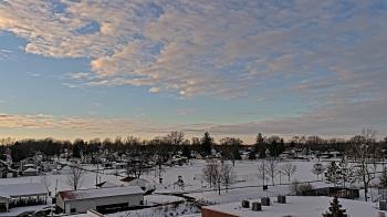 Weather camera view of Beecher ES.