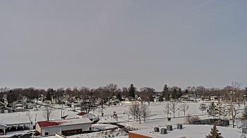 Weather camera view of Beecher ES.
