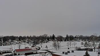 Weather camera view of Beecher ES.