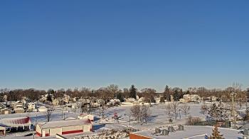 Weather camera view of Beecher ES.