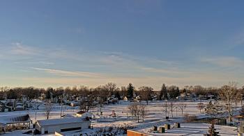Weather camera view of Beecher ES.