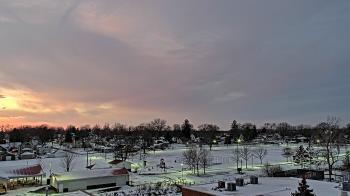 Weather camera view of Beecher ES.