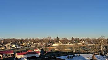 Weather camera view of Beecher ES.