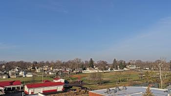 Weather camera view of Beecher ES.