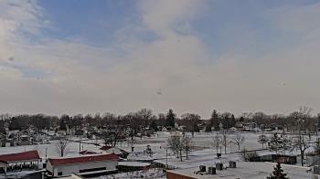 Weather camera view of Beecher ES.